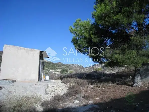 Parcela en Novelda zona SERRETA 26000m2