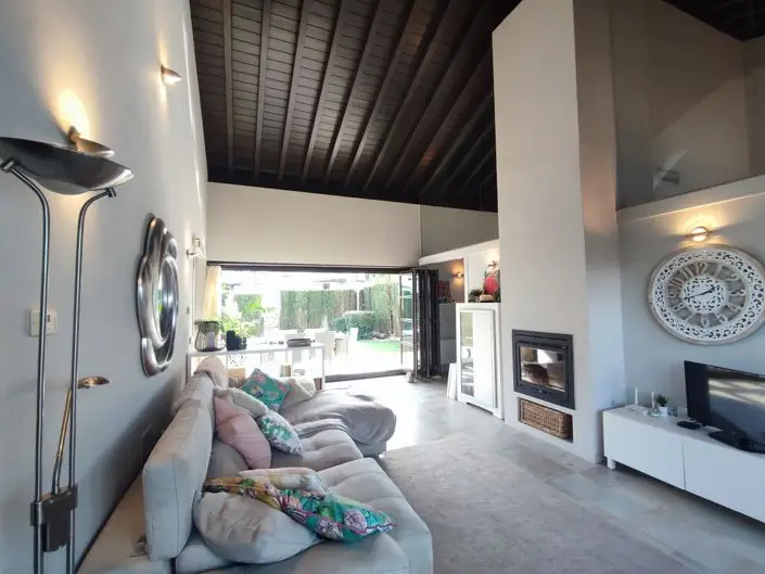 Villa de Lujo en Venta 2 Dormitorios Piscina Privada