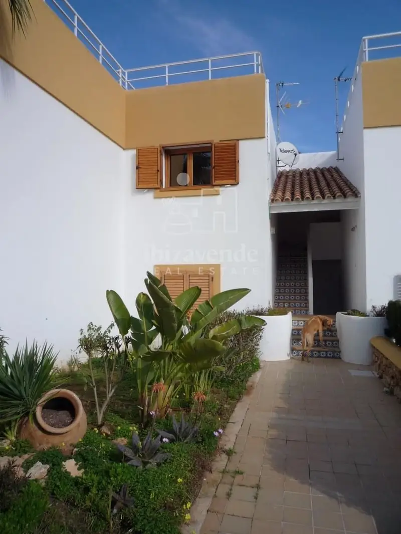 Apartamento en Port des Torrent con Vistas al Mar