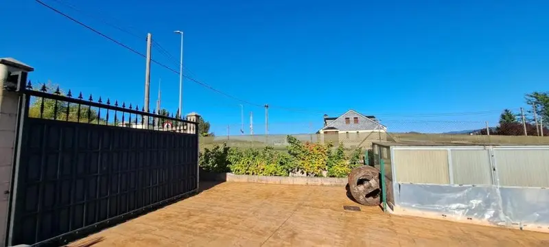 Chalet en venta en Cortiguera, Cabañas Raras, León