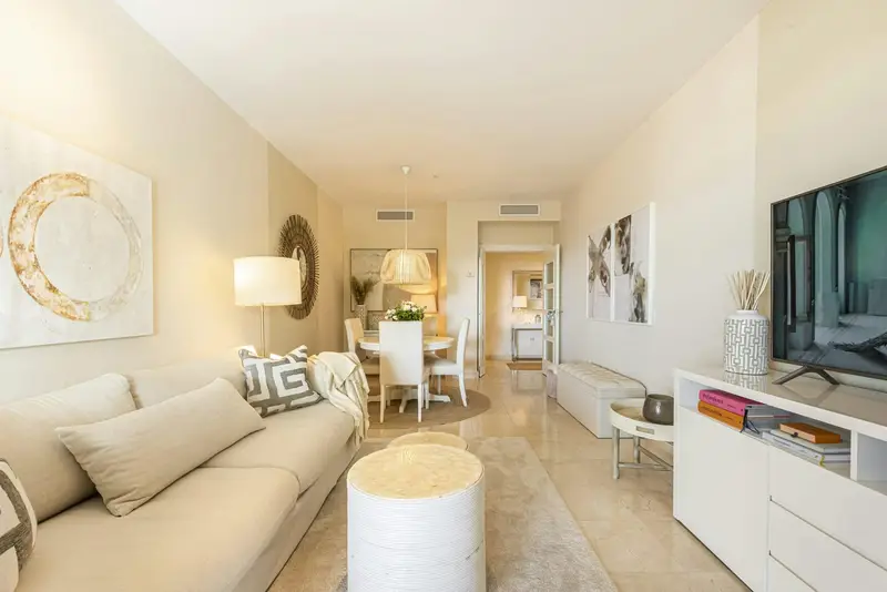 Apartamento 2 Dormitorios Alquiler Benahavis