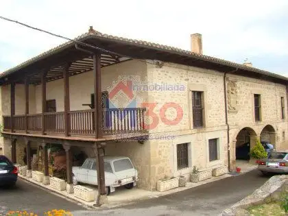 Venta Casa 9 Habitaciones Manzanos Historica