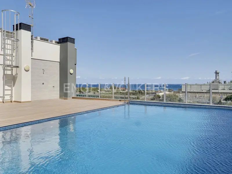 Apartamento en venta en Sant Adria de Besos cerca de la playa
