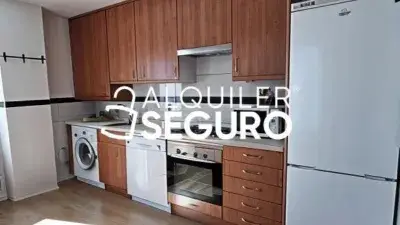 Dúplex en Marchamalo con Piscina y Garaje