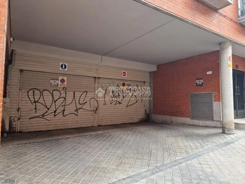 Box/plaza de garaje en venta en Tetuán