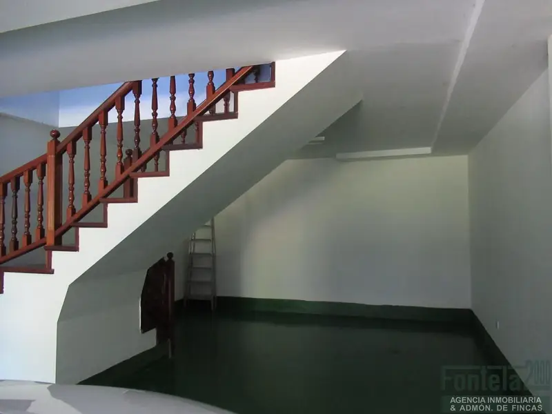 Chalet con encanto en Tiobre Betanzos 314m2