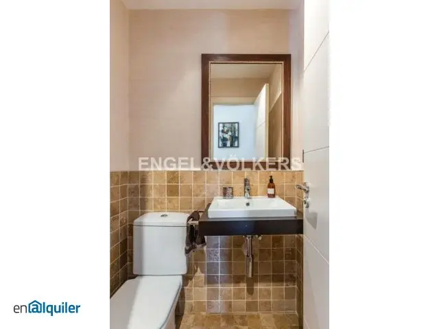 Chalet en Somosaguas con Piscina y Jardín