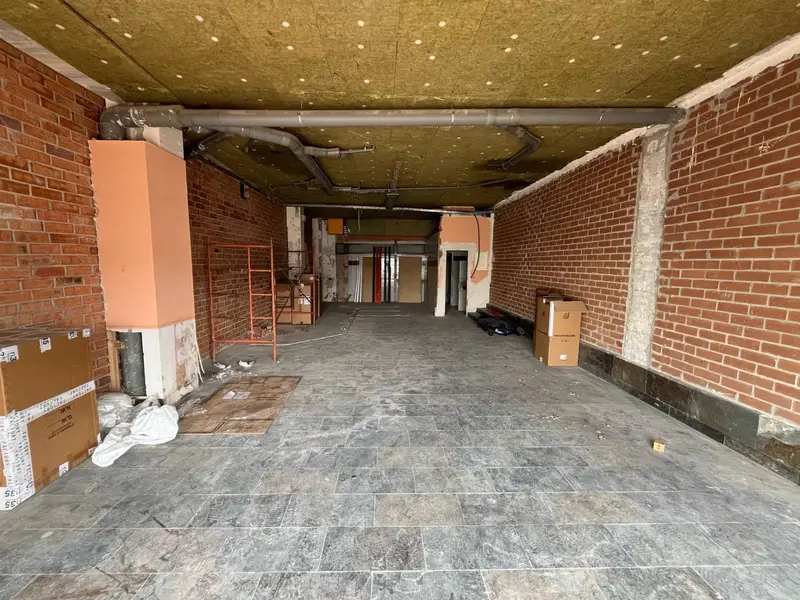 Local Comercial en Alquiler Igualada Cerca Hospital y McDonald's