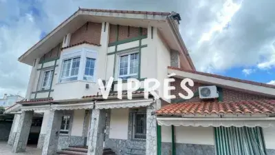 Chalet en Venta Las Arenas 5 Dormitorios Piscina Jardin