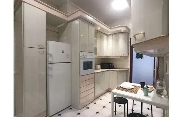 Alquiler Habitaciones Madrid 5 Dormitorios Balcón Aire Acondicionado