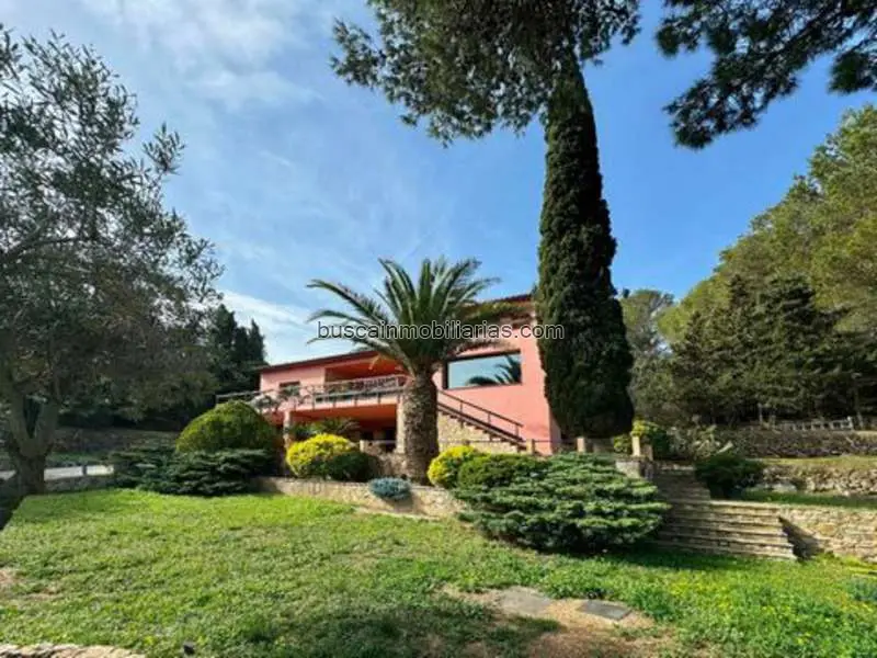 Villa en Begur con Vistas al Mar - 3 Dormitorios - Jardin 1684m2