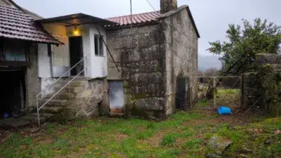 Casa Gallega Rehabilitada con Finca de 1000m2