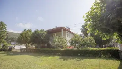 Chalet con Uso Mixto en Vega de Espinareda Leon Ideal Inversor