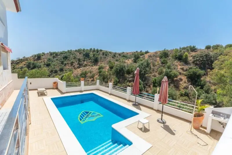 Villa de Lujo 5 Dormitorios Mijas Costa Piscina Huerta