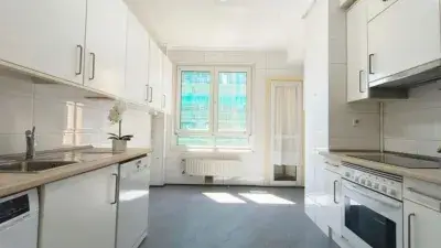 Alquiler Piso Amara Berri 3 Dormitorios 2 Baños Garaje
