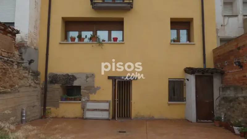 Casa en venta en Fuenmayor