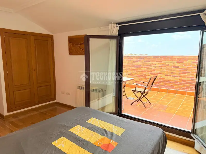 Atico en venta en Seseña zona Quiñon con terraza y garaje