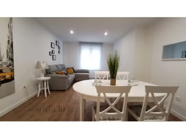 Apartamento en San Roque con Patio - 2 Dormitorios y 2 Baños