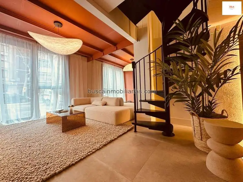 Loft en venta Barcelona: Diseño Moderno y Versátil