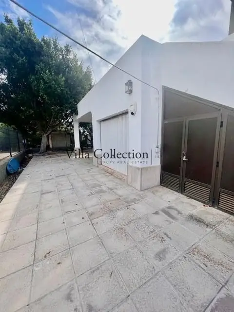 Chalet en venta en Ibiza cerca de Salinas