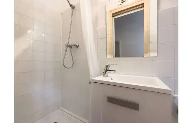 Alquiler Habitaci	ón 116m	² Barcelona Balc	ón Piso Amueblado