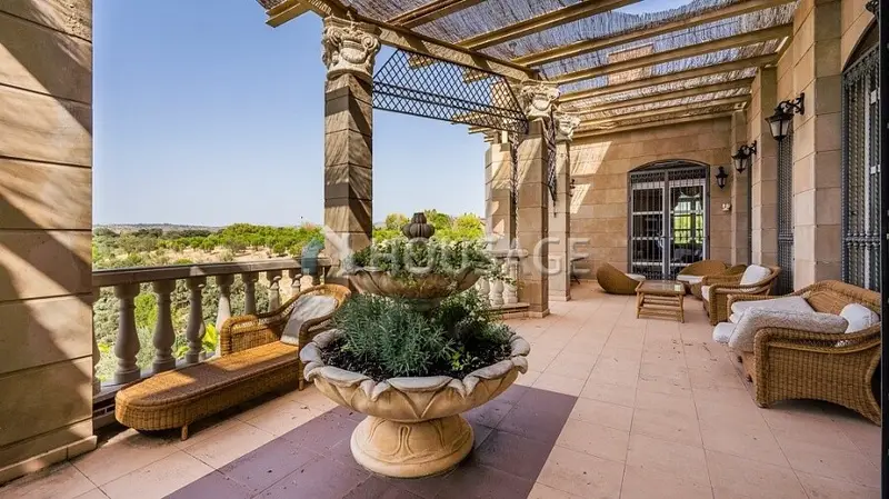 Villa de Lujo en las Rozas 2000m2 con Spa y Pista de Padel