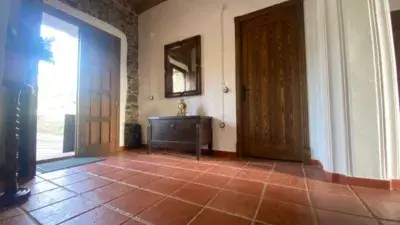 Chalet en Venta en Santa Ana La Real: Casa de Pueblo Reformada