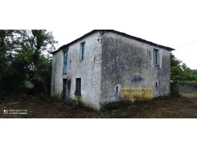 Casa de Piedra para Reformar con Terreno 2800m2