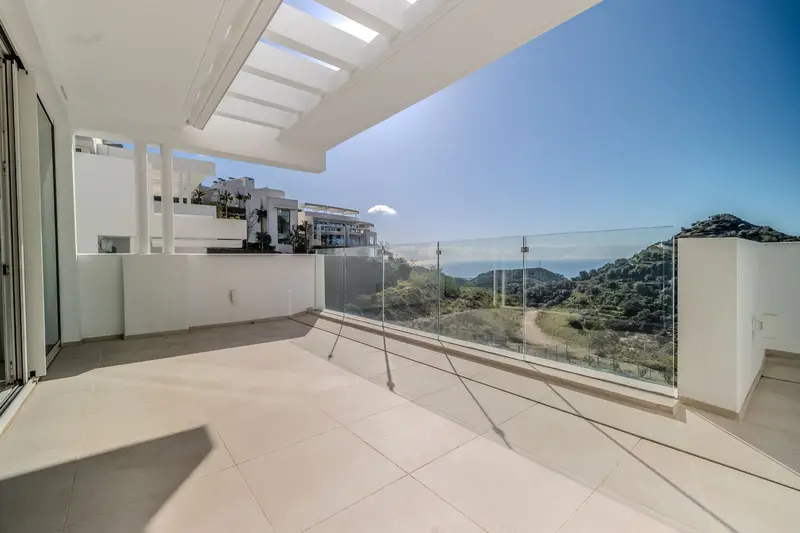 Apartamento 2 Dormitorios Ojén Vistas al Mar y Montaña