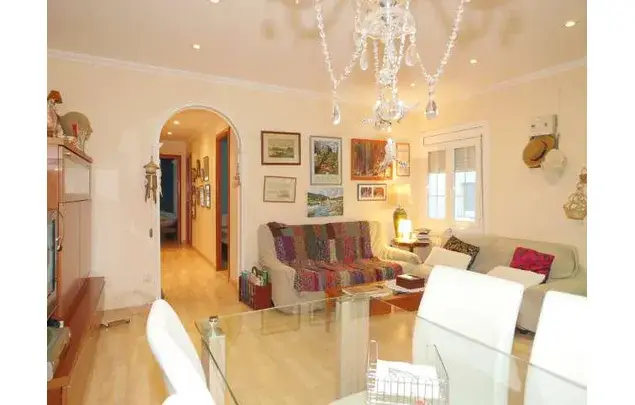 Rent a room of 75 m² in Barcelona