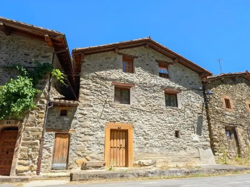 venta Chalet en Azarrulla, Rioja (La) (34224450801.990448)- Globaliza