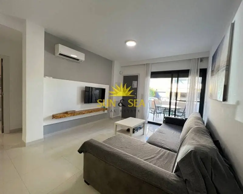 Bungalow en Alquiler Mil Palmeras Cerca de la Playa