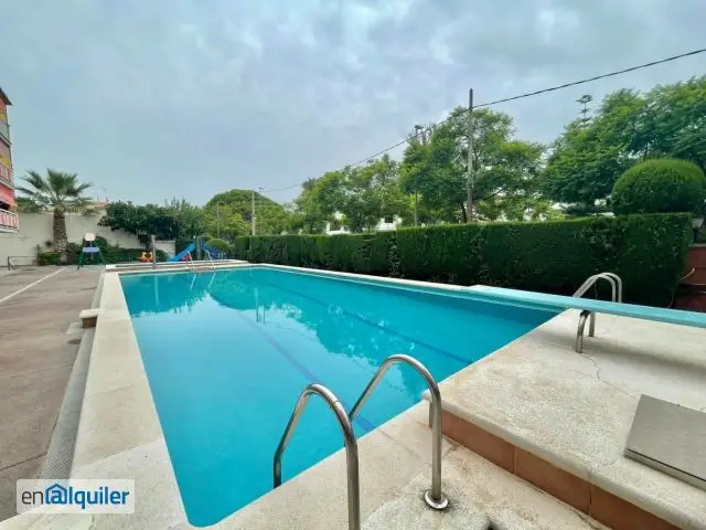 Alquiler piso Can Bou 3 habitaciones Septiembre a Junio