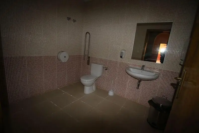 6 Cuartos Villa en Venta en Almería
