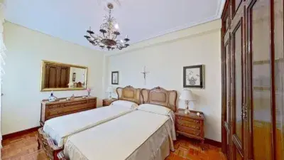 Piso en Alquiler Iturrama 4 Dormitorios 2 Baños Plaza Garaje