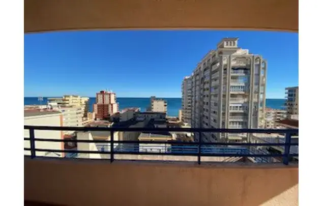 Apartamento en Alquiler con Vistas al Mar y Montaña 3 Dormitorios