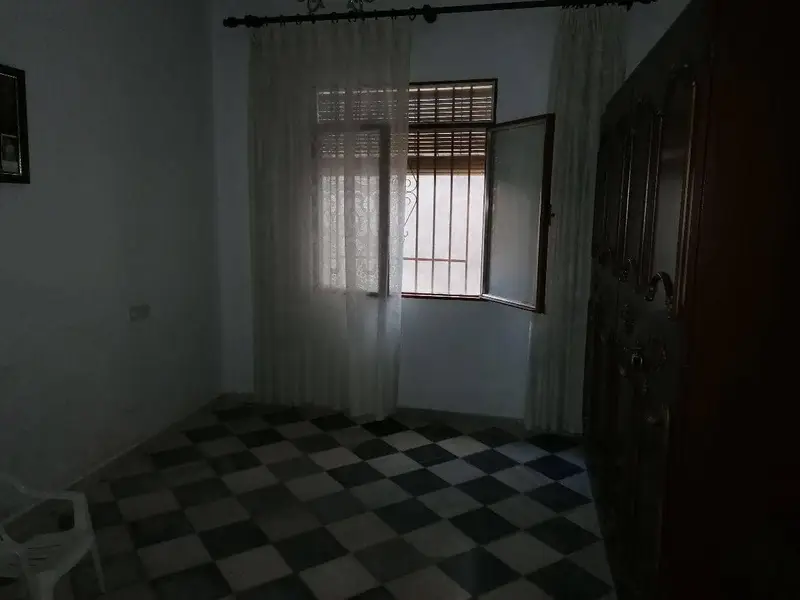 Casa en venta en Almanzora 3 dormitorios 1 baño necesita reforma