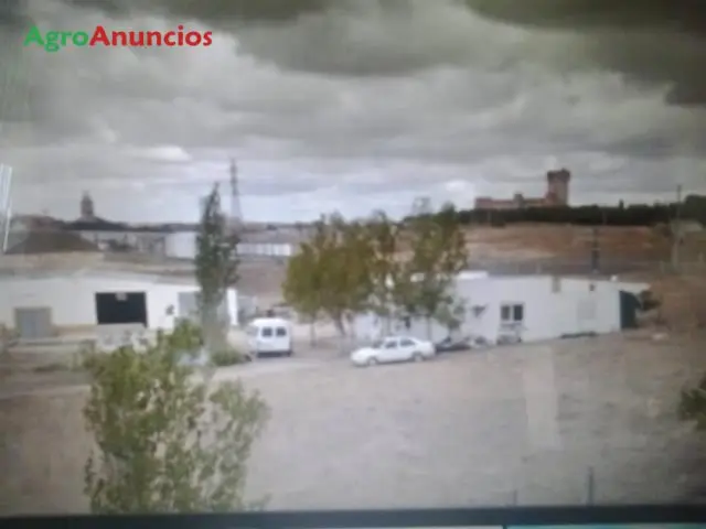 Venta  de Finca hortícola con casa y almacen en Valladolid