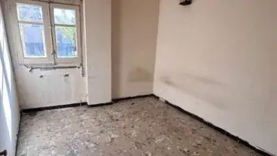 Piso en Venta 3 Dormitorios Ejercito Espa			
col