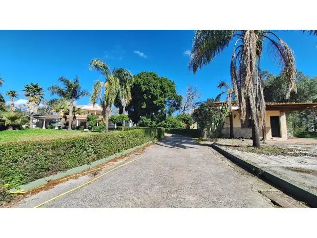Parcela 6350m2 Taraguilla Uso Terciario Industrial Ideal Eventos