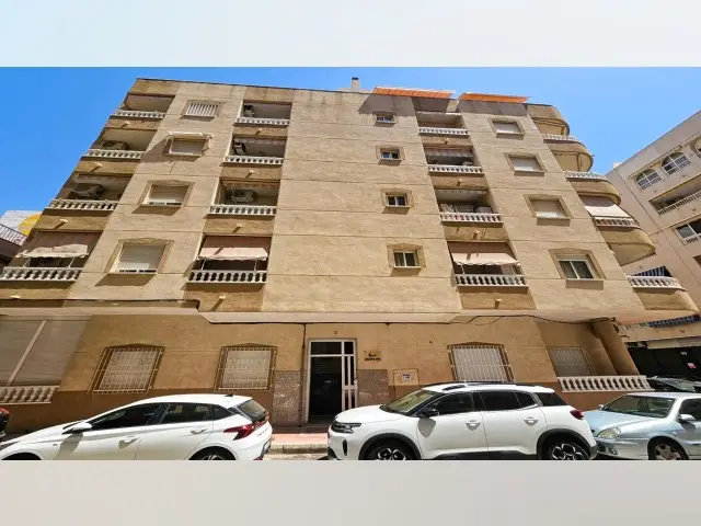 Apartamento en venta Torrevieja 2 dormitorios adaptado discapacitados