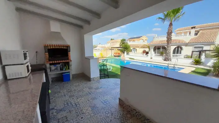 4 Bed Villa for sale