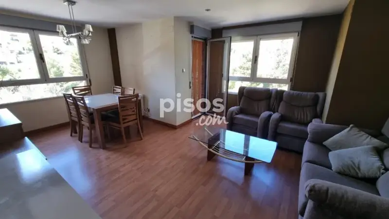 Piso en Alquiler Zona Norte 4 Dormitorios 105m2 Reformado