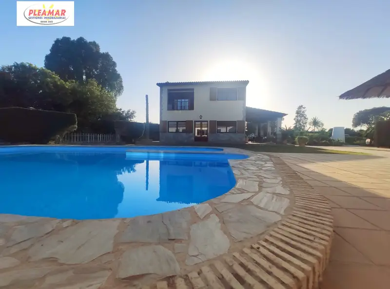 Venta Finca 4 Dormitorios Chipiona