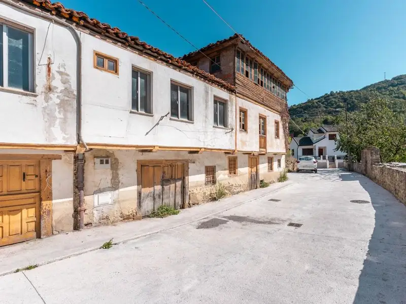 venta Chalet en Pola de Lena, Asturias (833468)- Globaliza