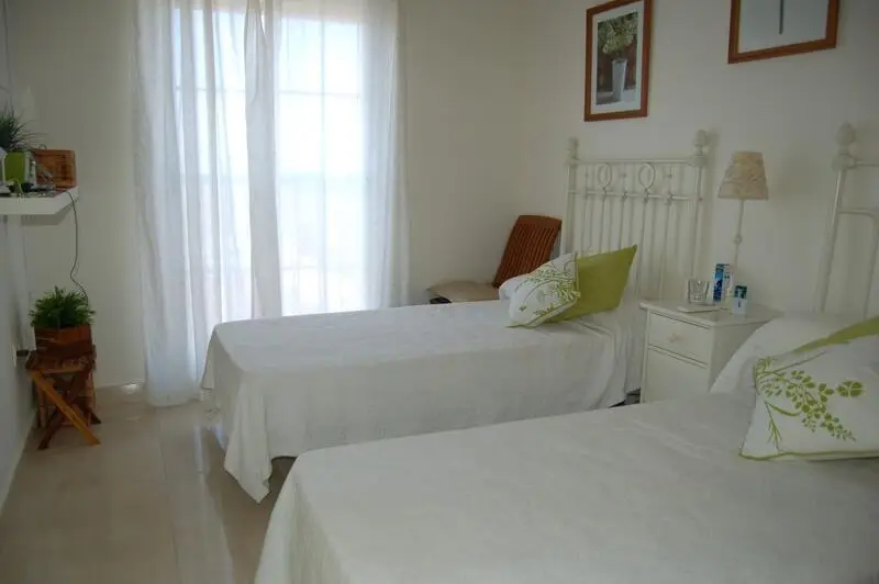 Atico en Nerja con Vistas al Mar y Piscina