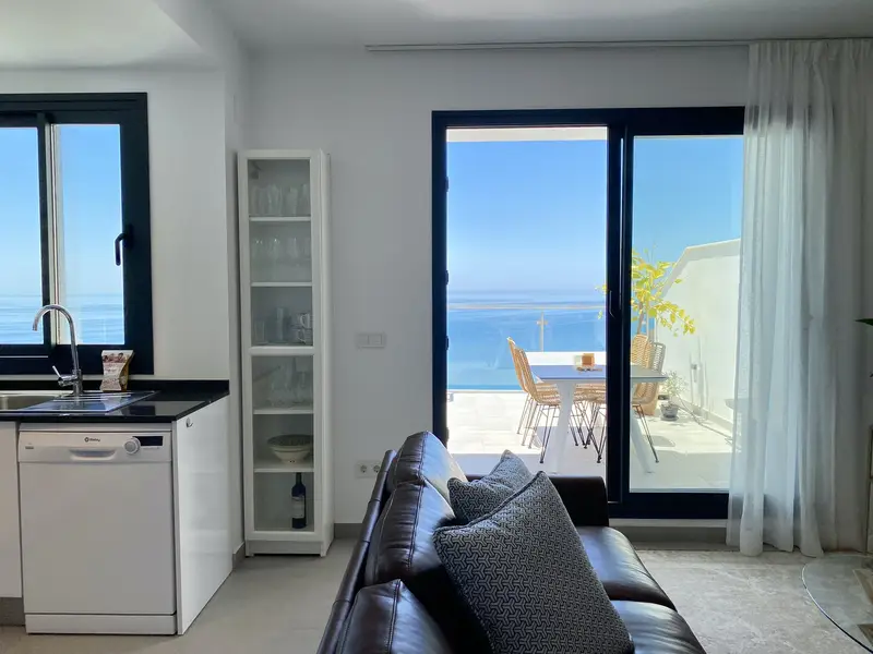 Piso de 3 Dormitorios alquiler Nerja, España