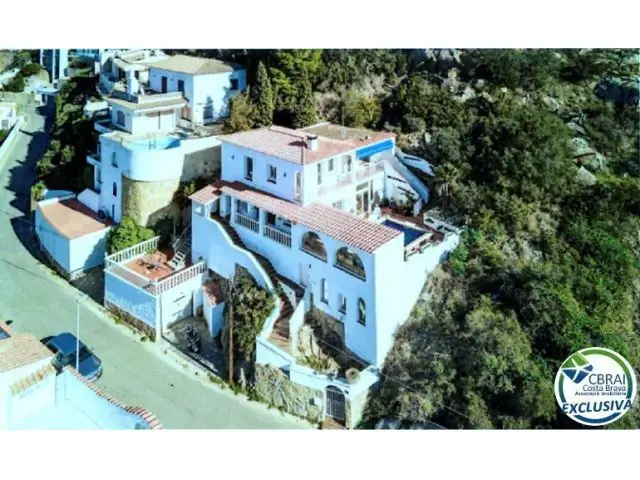 Chalet En Venta En Roses, Girona