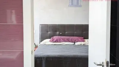 Chalet Pareado en Cúllar Vega 4 Dormitorios 3 Baños 2 Garajes