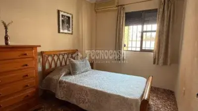 Casa adosada en venta en Camas